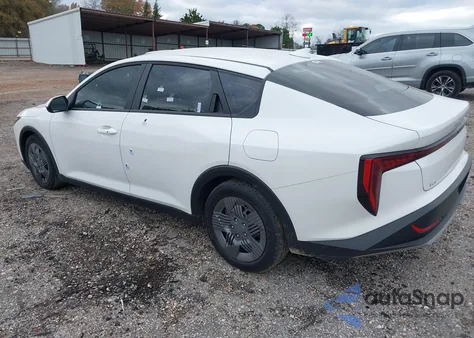 2025 Kia K4 Lx из США, поврежденный, VIN 3KPFT4DE3SE024639